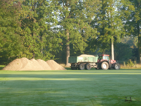 Golf Cleydael: draineren, verluchten en bezanden